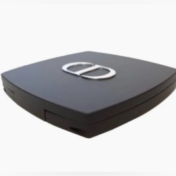 Limited Edition Dior Magnifying Compact Makeup Mirror - Picture 2 of 4